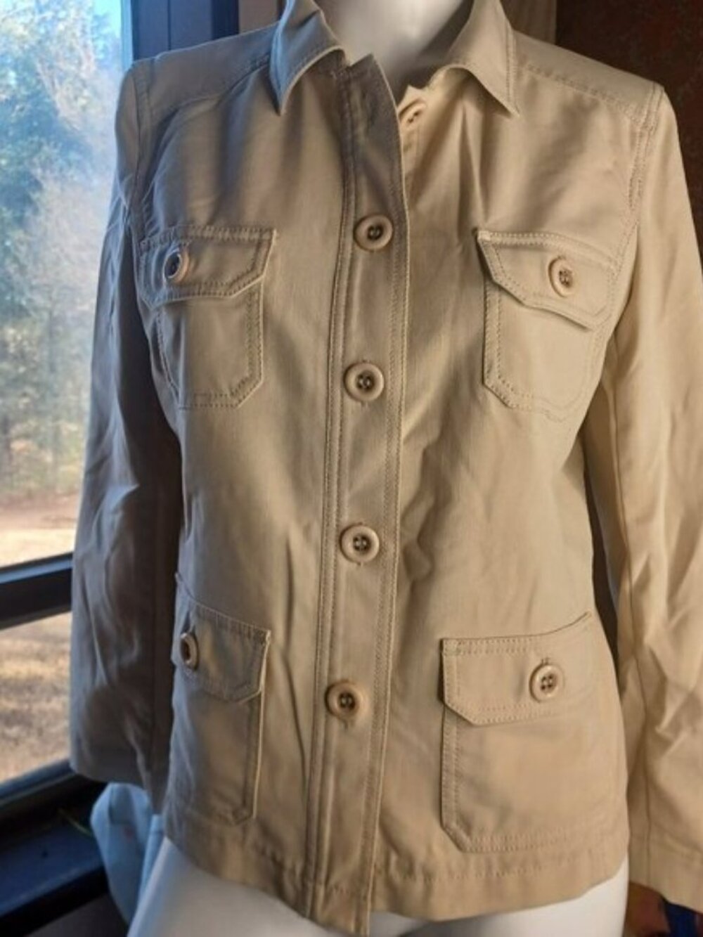 Liz Claiborne jacket 8 military style cropped